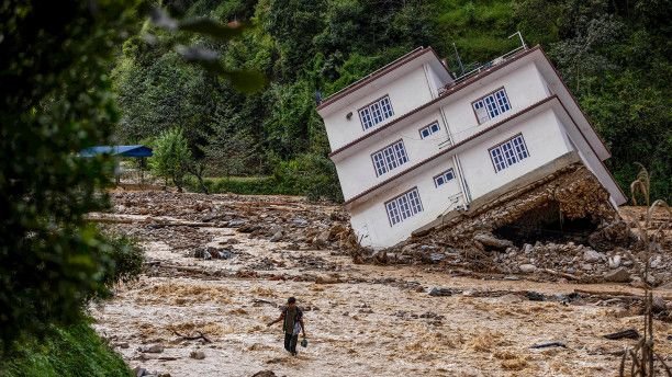 Survive the Nepal Flood